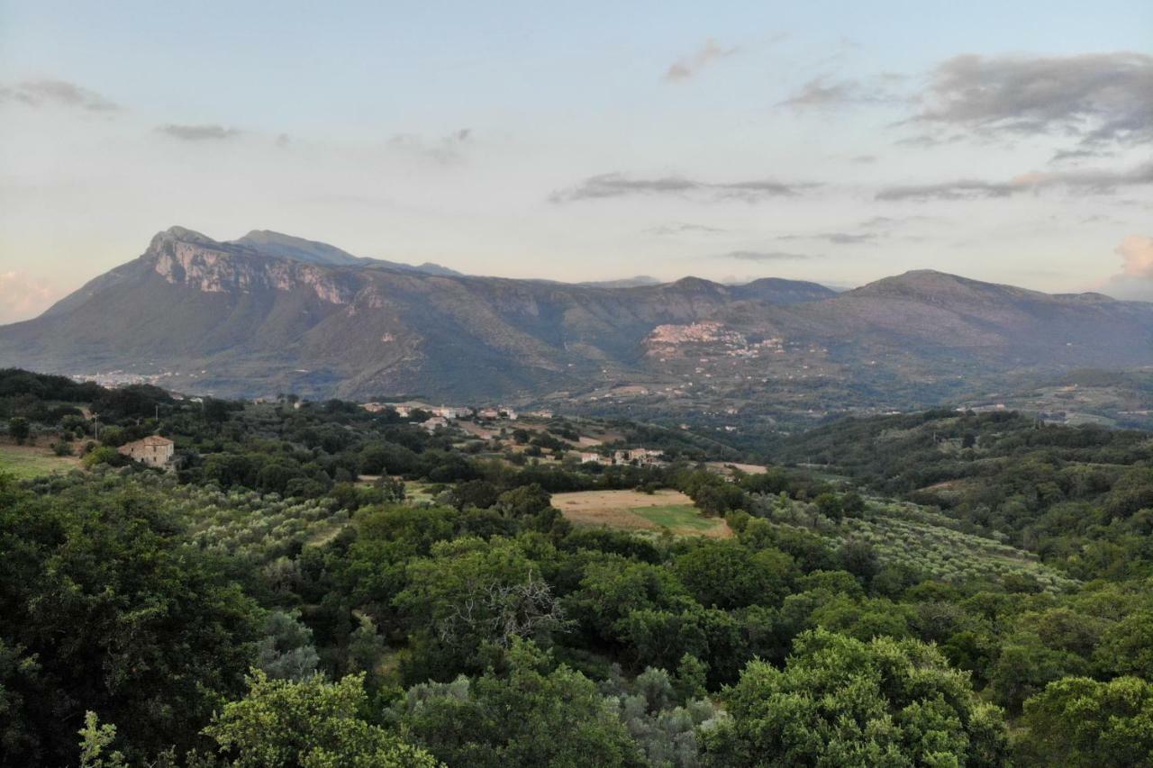 Agriturismo L'Antico Casolare Castelcivita Exterior photo